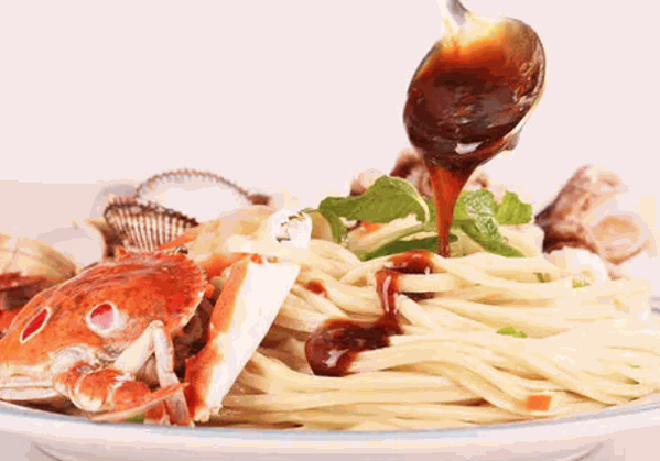 遇見小海鮮燜面