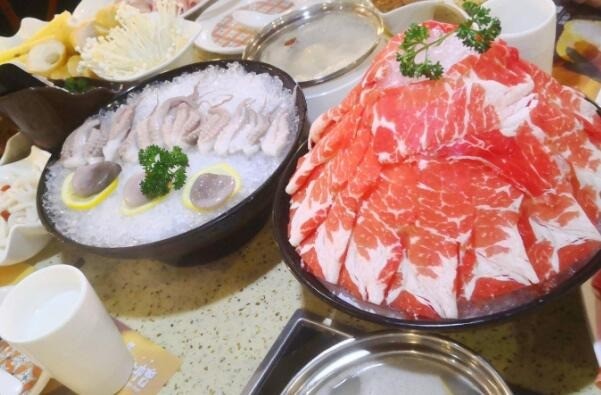 魔法帽牛肉火鍋