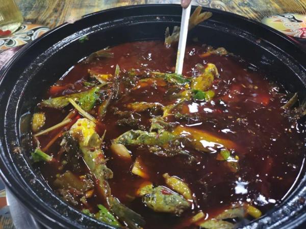 魚來(lái)魚往火鍋