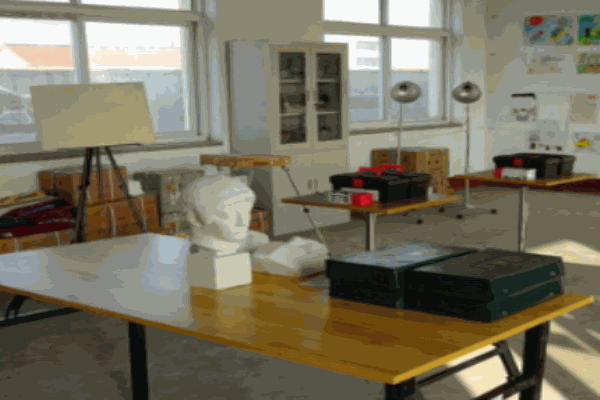 漢藝國(guó)際教育