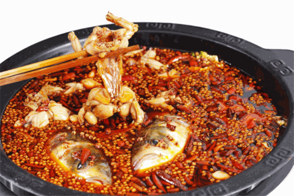 塘門英雄美蛙魚頭火鍋