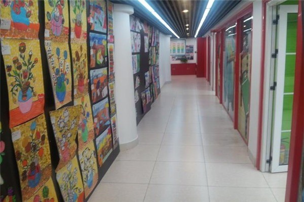 楊之光美術中心