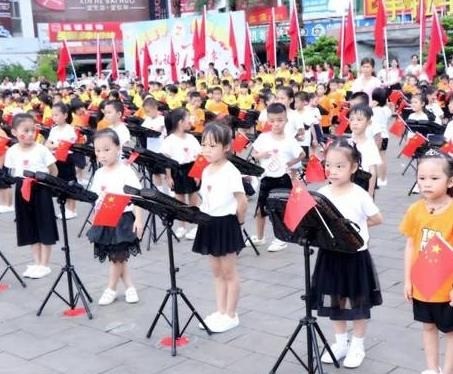 小鐘琴國(guó)際少兒藝術(shù)