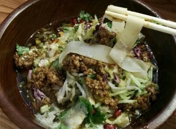 饞嘴吖雜糧筐涼皮大王