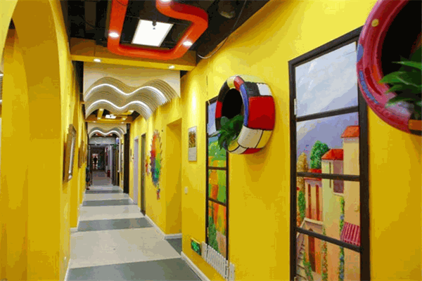 多像美術(shù)教育