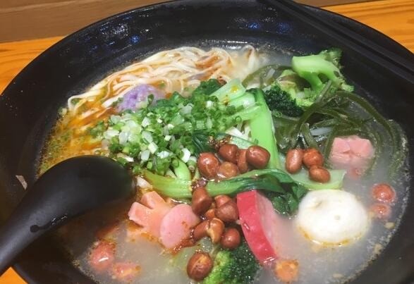 鄭記三心麻辣燙