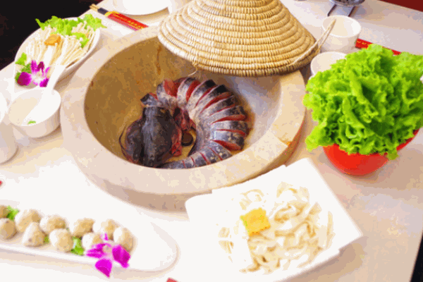 圣瑞華云南石鍋魚(yú)