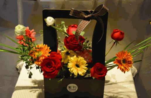 花與術(shù)美術(shù)工作室