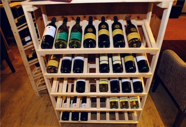 邁斯頓酒業(yè)