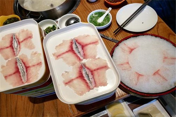 萬(wàn)州魚(yú)莊火鍋
