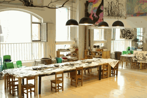 群藝藝術(shù)美術(shù)中心