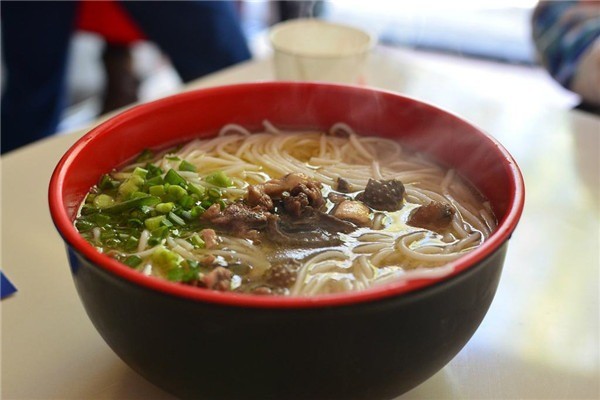 過(guò)橋郎米線