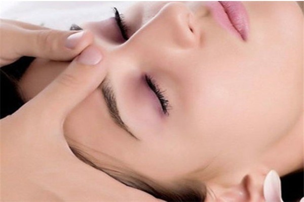 魔幻參姿美容會所