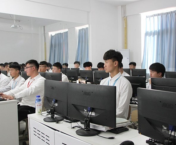 青鳥(niǎo)金融學(xué)院