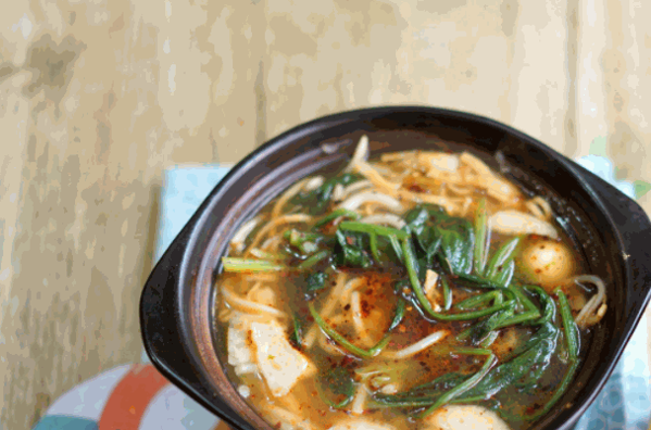 華師傅過橋米線