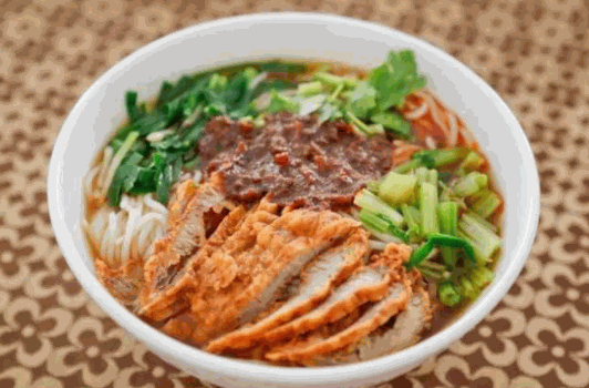 巧阿妹云南過橋米線