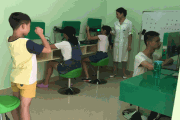 曾視明視力恢復