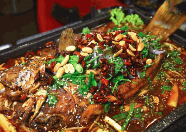 城西街道烤魚(yú)