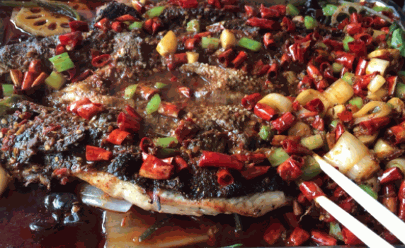 城西街道烤魚(yú)