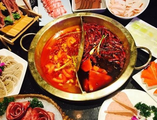 嘗天下火鍋