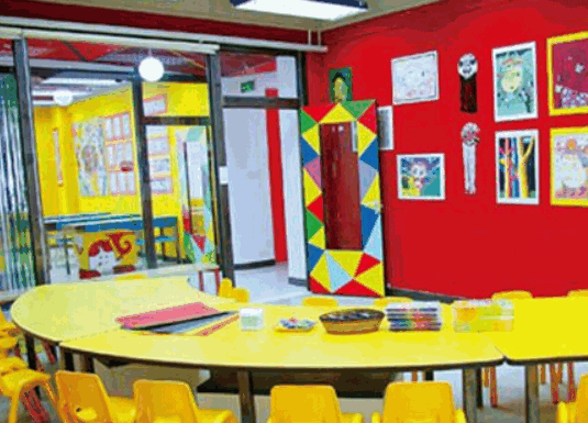 天澤美術(shù)培訓(xùn)中心