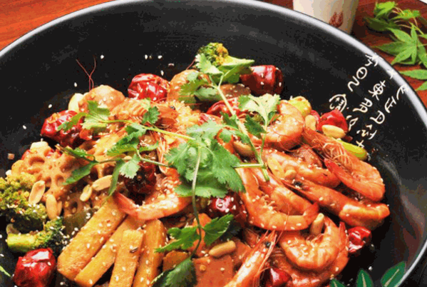 鍋鍋辣麻辣香鍋