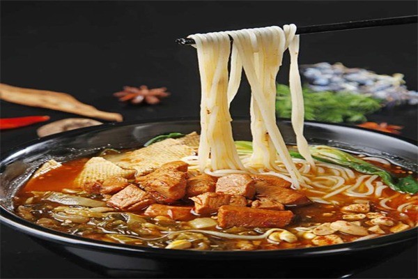 霸霸家云南街頭米線