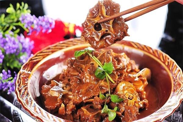 混吃混喝羊蝎子火鍋