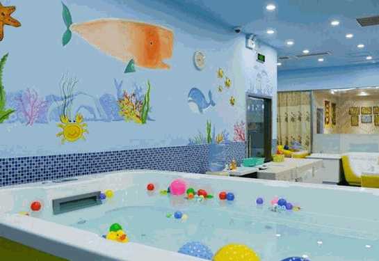 美奇嬰幼兒游泳館