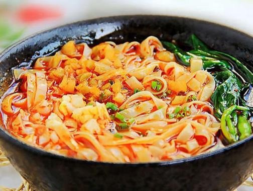 骨湯麻辣面