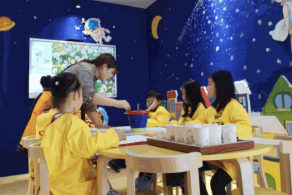 畫精靈少兒美術(shù)