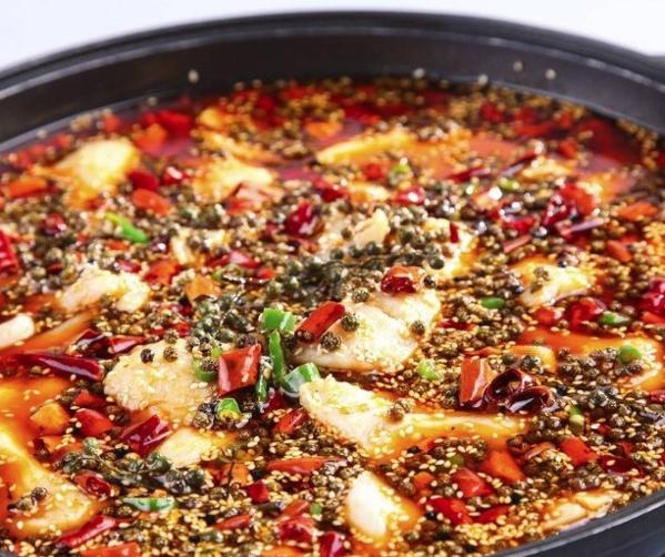 魚鍋探撈烤魚火鍋