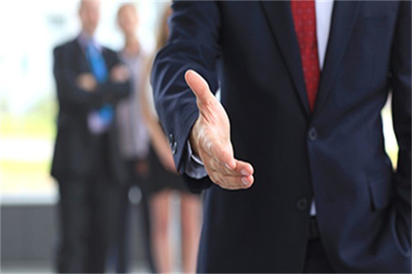 炭博士?jī)艋b飾