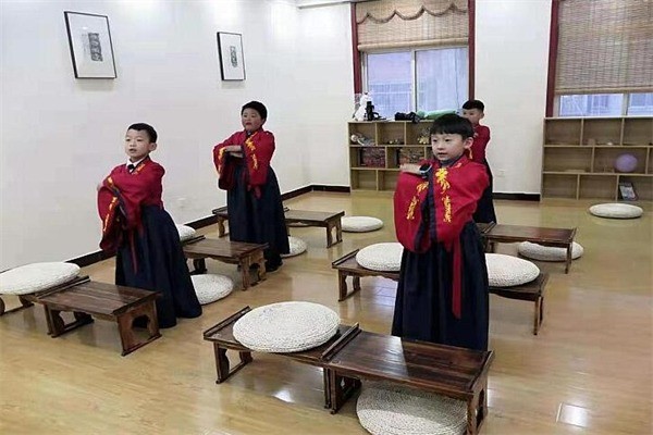 格物明道國(guó)學(xué)美術(shù)