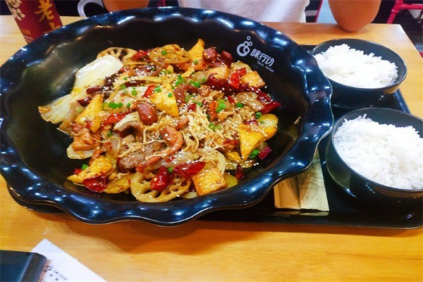 味行動(dòng)麻辣香鍋酸菜魚