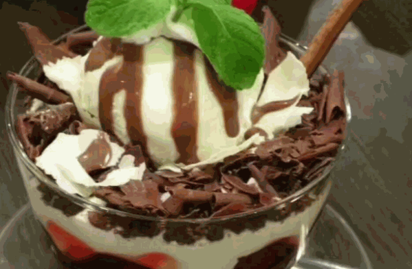 蒙牛冰淇淋冷飲