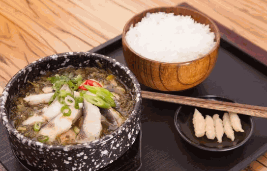 此間有魚酸菜魚米飯