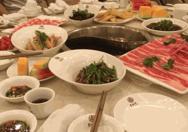 重慶鄉(xiāng)水源火鍋店