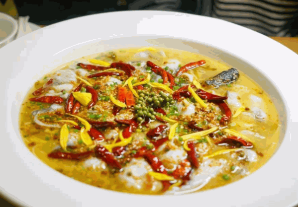 魚小二老壇酸菜魚