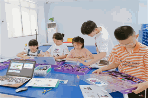 ALGObricks算法積木編程游戲