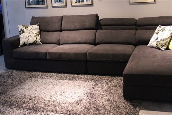 愛依瑞沙發(fā)