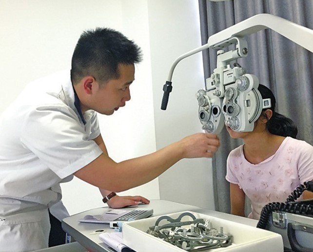 向陽(yáng)花視力