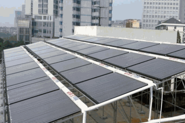 信博太陽(yáng)能熱水器