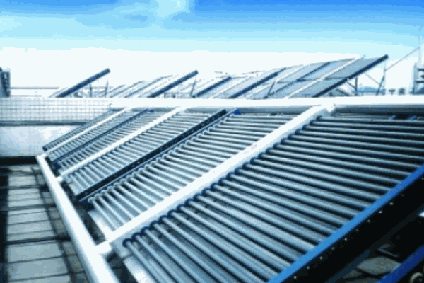 信博太陽(yáng)能熱水器