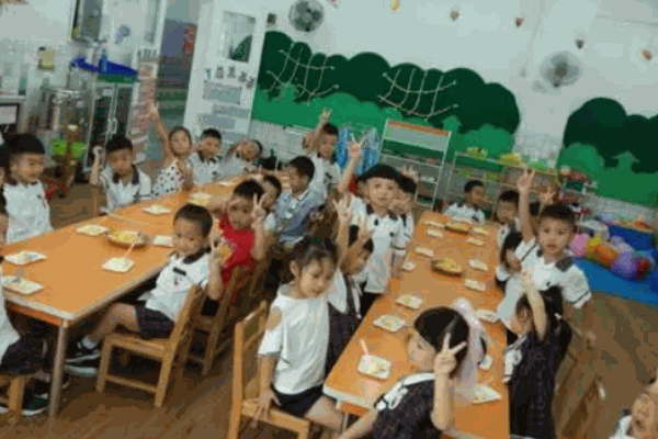 天天寶貝雙語幼兒園