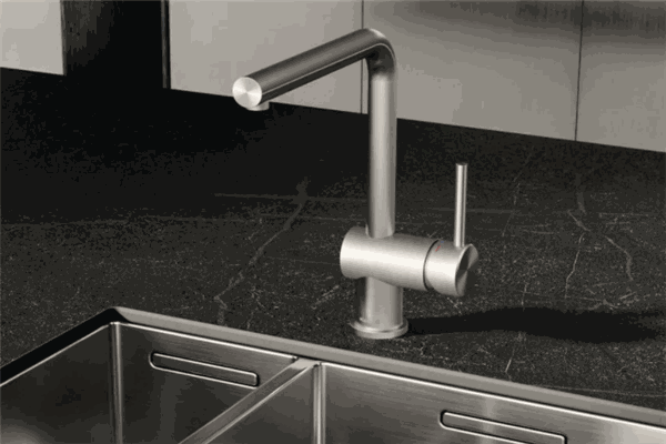 科魯?shù)闲l(wèi)浴