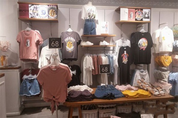 女人美內(nèi)衣