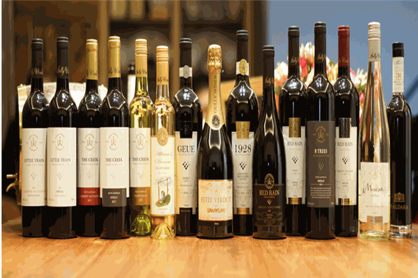 溪谷風(fēng)紅酒