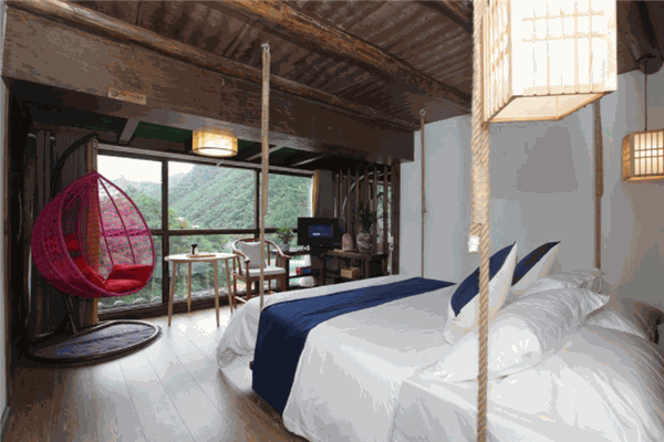 神農(nóng)架民宿