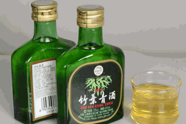 竹葉青酒
